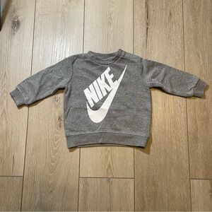 Nike Baby Infant Grey Swoosh‎ Logo Crewneck Sweatshirt Fleece Pullover 12 Months